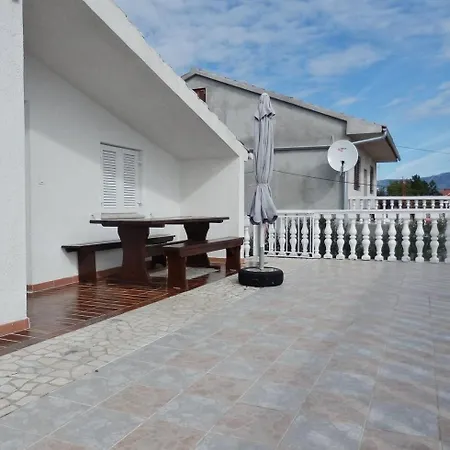 Apartament Makic